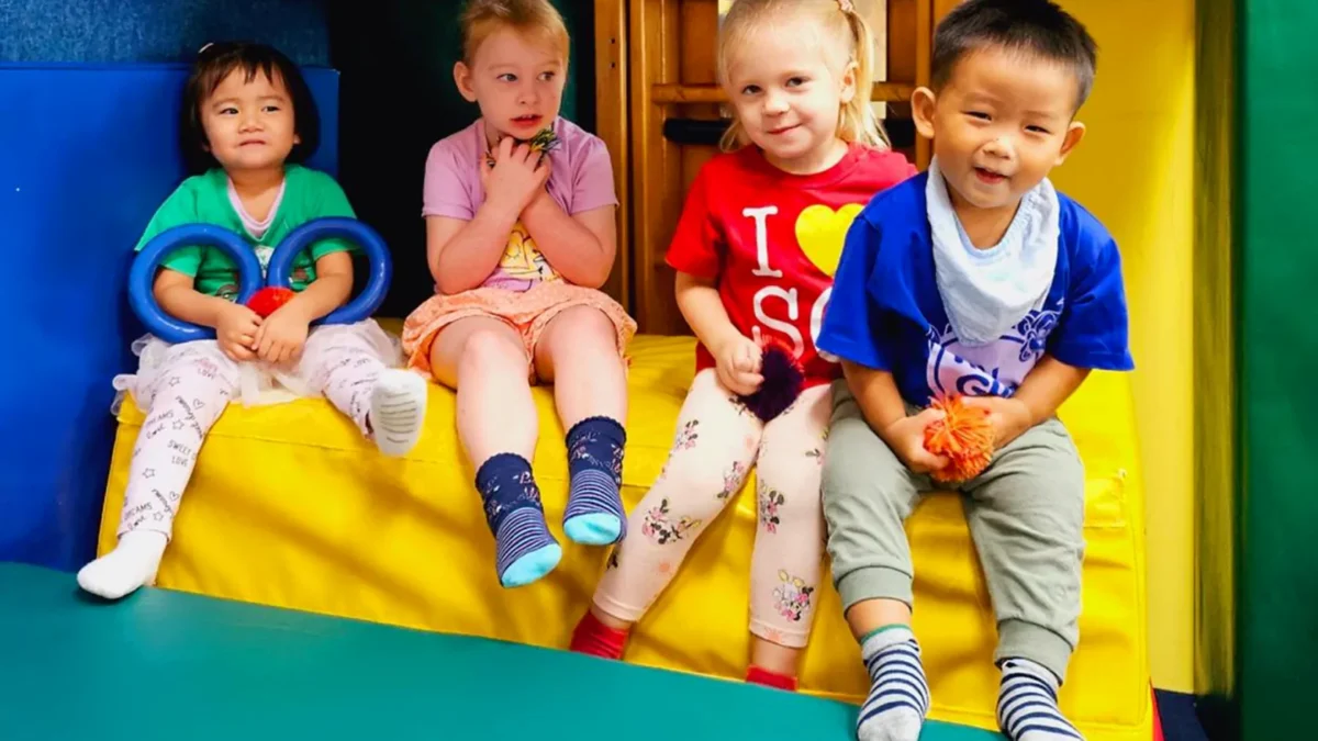 Spark Creativity in Kids: Play & Imagination